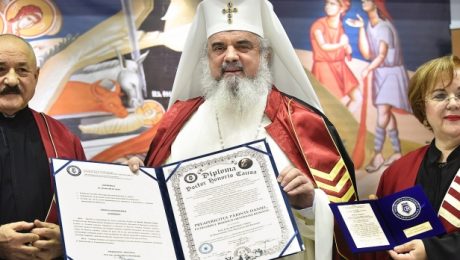 Patriarhul Daniel – Doctor Honoris Causa al Universităţii Titu Maiorescu