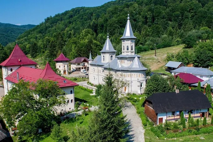 PELERINAJ LA MĂNĂSTIREA NECHIT – NEAMT | ➡️ MARTIE - NOIEMBRIE | 2026 |